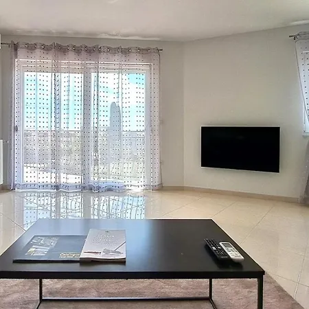 Vista 2 - With View *